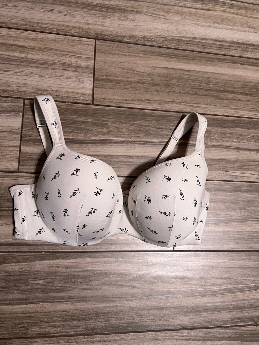 Cacique Floral & Neutral Patterned T-Shirt Bra - White/Gray/Cream bundle 40DD - Picture 2 of 11